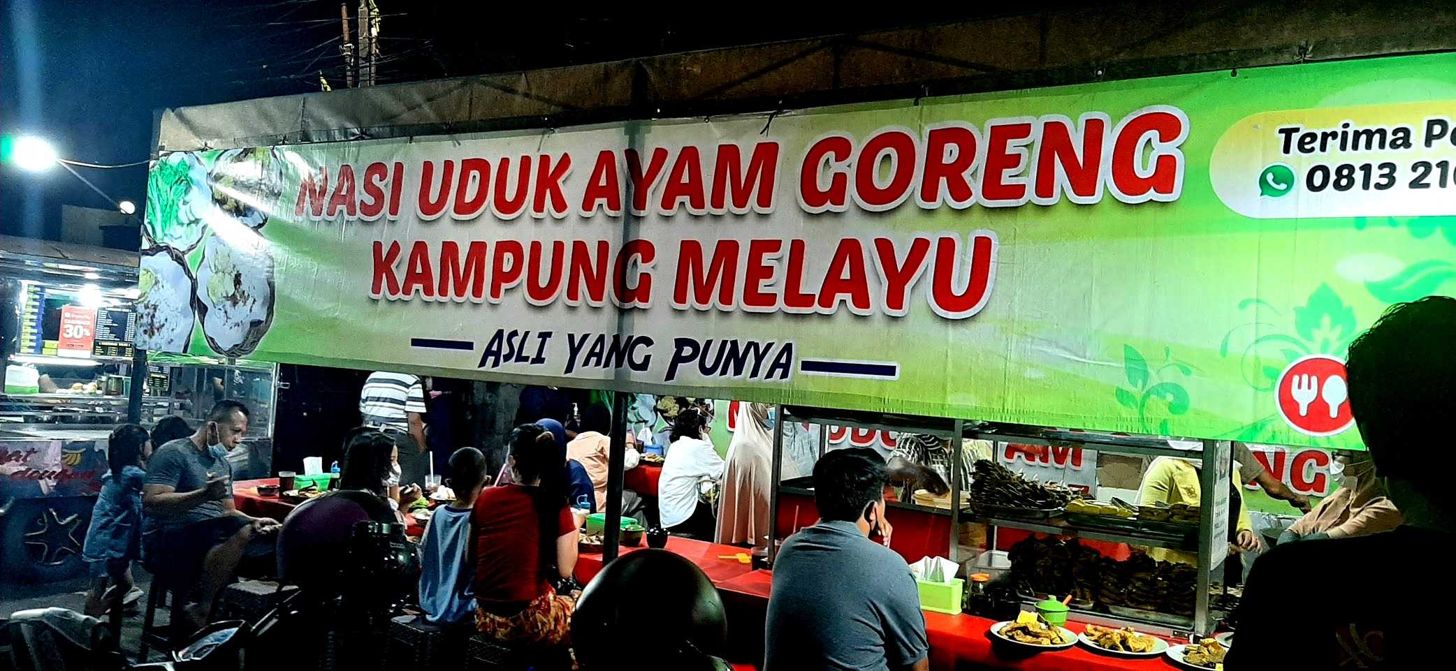 Nasi Uduk Ayam Goreng - Kampung Melayu 1