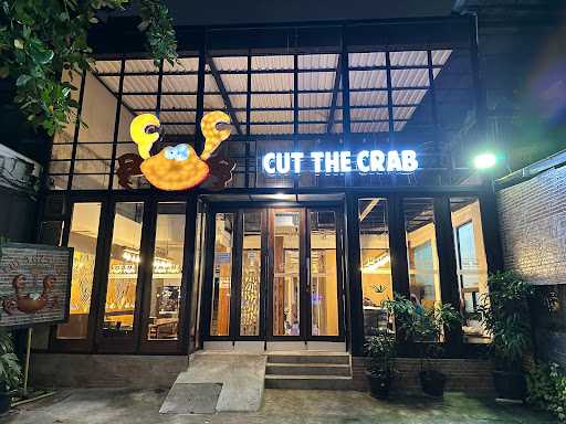 Cut The Crab Cikajang 1