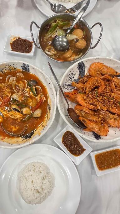 https://dgji3nicqfspr.cloudfront.net/TANJUNG_PRIOK/Chinese_Restaurant/Pulau_Sentosa_Seafood_Market/Reviews/thumbnail/uploadsuploads-thumb_1715068989243.jpg