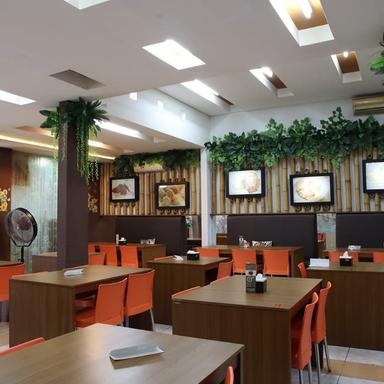 EXCELSIS CAFE AND RESTO