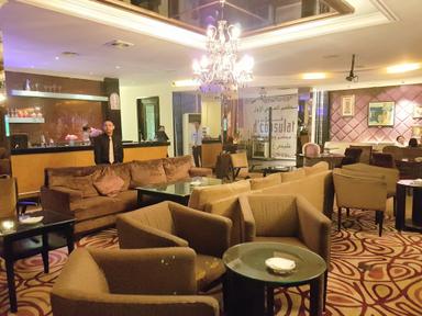 D'CONSULATE LOUNGE