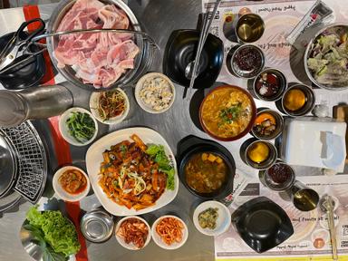 MAGAL PIK ORIGINAL - MAPOGALMAEGI 新麻浦 마포갈매기 KOREAN BBQ HOUSE