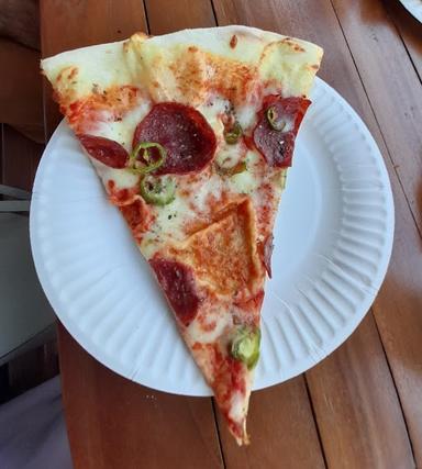 LIBERTY SLICE PIZZA