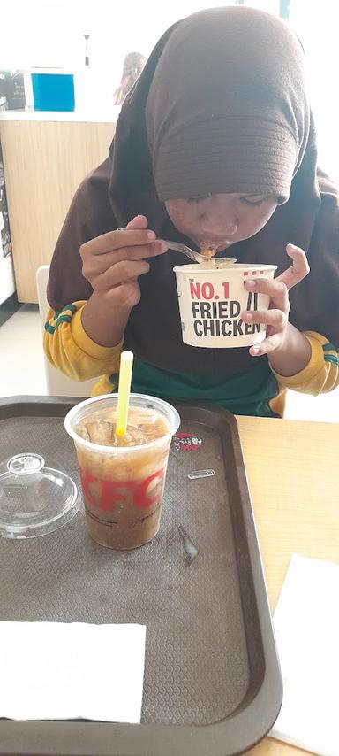 KFC MT HARYONO BALIKPAPAN