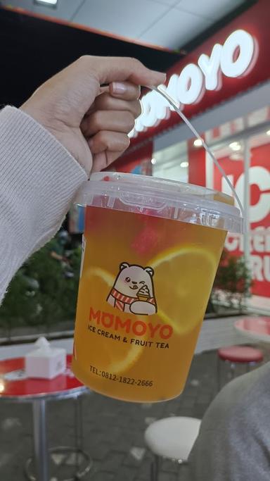 MOMOYO A.YANI KM 2,5 (ICE CREAM & FRUIT TEA)