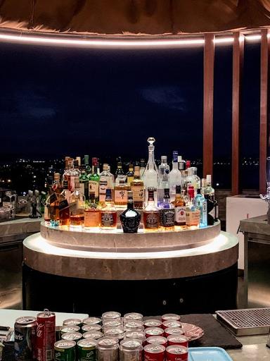 ALTITUDE ROOFTOP BAR AND LOUNGE