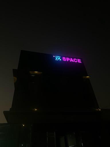 +62 SPACE BEKASI