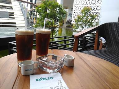 EXCELSO