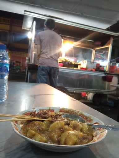 SATE GONDRONG