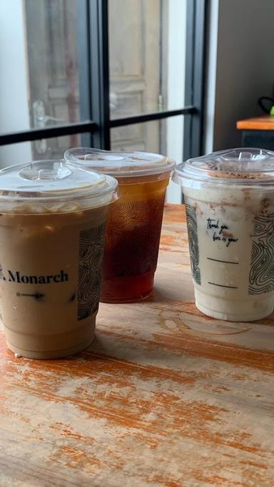 MONARCH CAFE