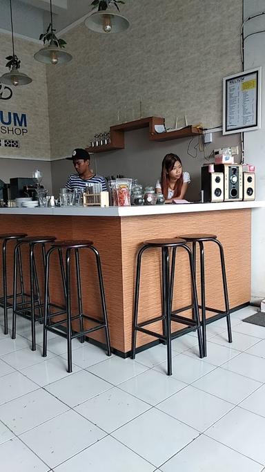 HELIUM COFFEE SHOP & RESTO