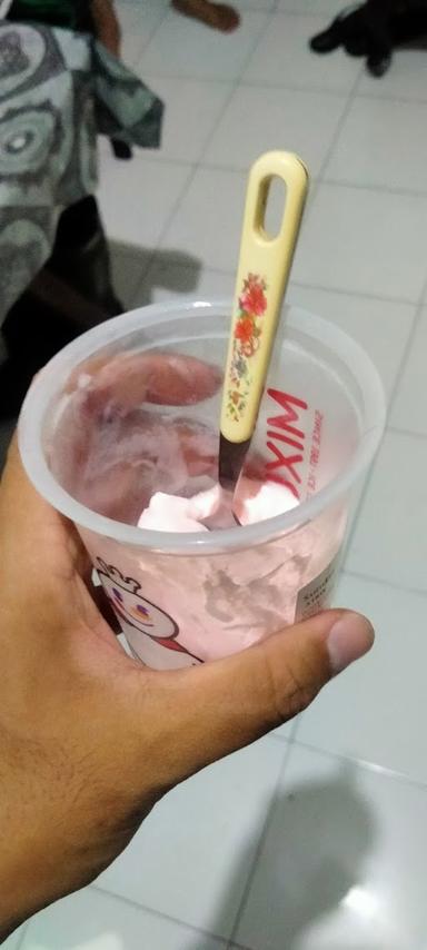 MIXUE ICE CREAM & TEA - SEMOLOWARU