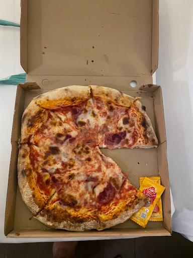 WARUNG DELIZIOSO ITALIA PIZZA & PASTA
