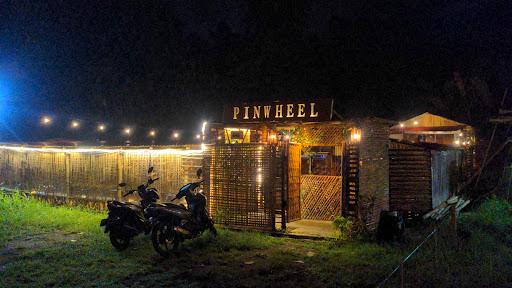 PINWHEEL CAFE MANADO