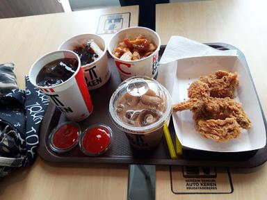 KFC, ZAMRUD BEKASI