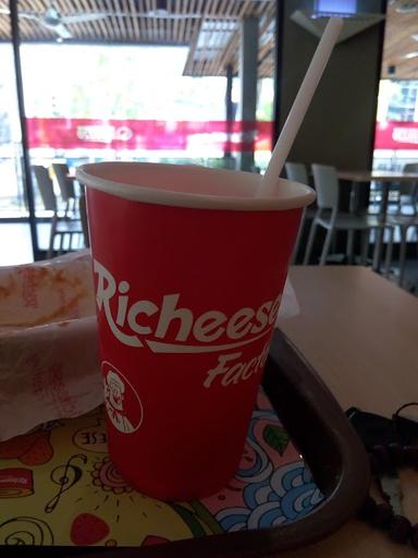 RICHEESE FACTORY