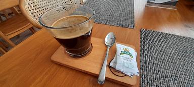 THE MAHESA COFFEE & EATERY