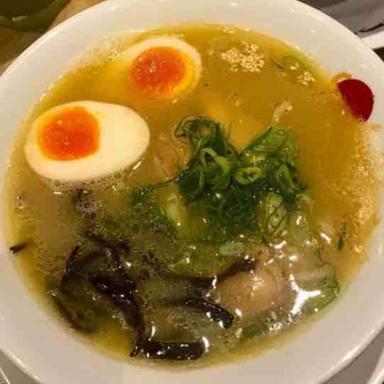 https://horego-prod-outlets-photos.s3.ap-southeast-3.amazonaws.com/horego.com/tanah-abang/japanese-restaurant/hakata-ikkousha-pi/review/thumbnail/horego-90995603.jpg